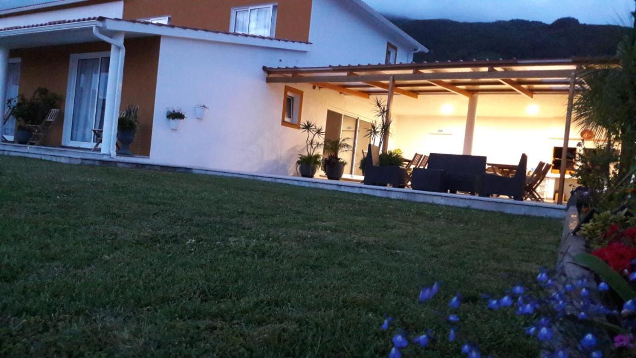 Casa D'Avo Guesthouse And Apartment Urzelina Dış mekan fotoğraf