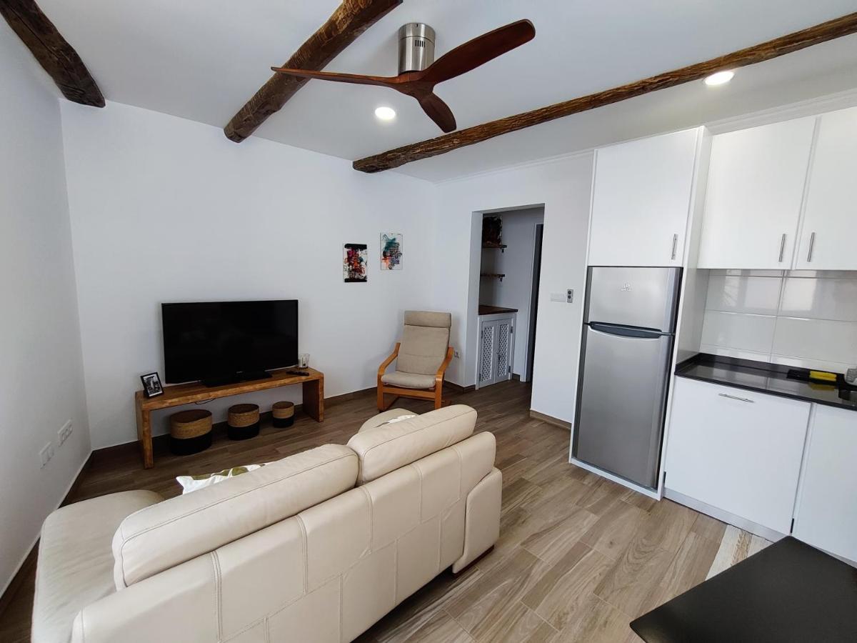 Casa D'Avo Guesthouse And Apartment Urzelina Dış mekan fotoğraf