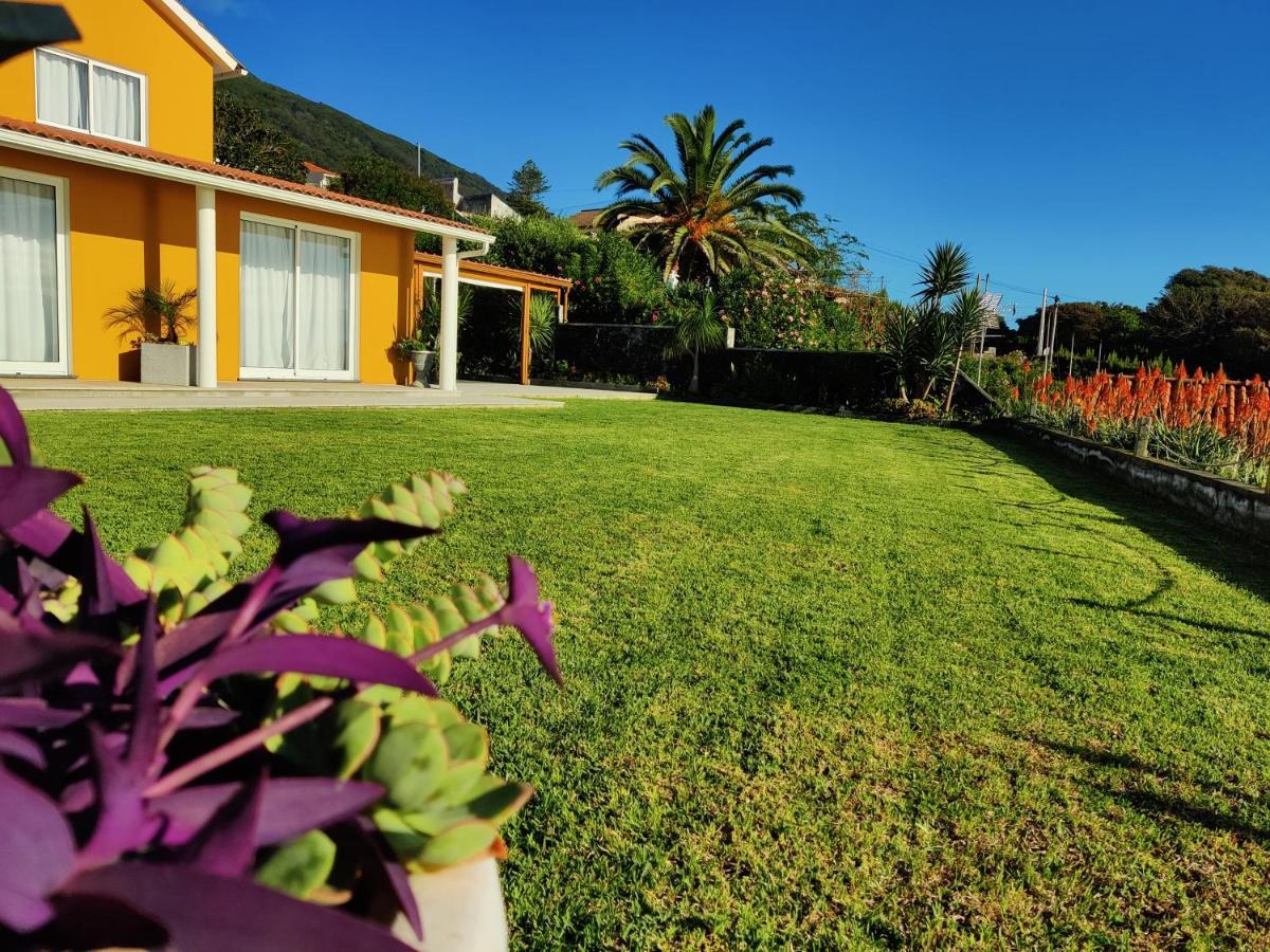 Casa D'Avo Guesthouse And Apartment Urzelina Dış mekan fotoğraf