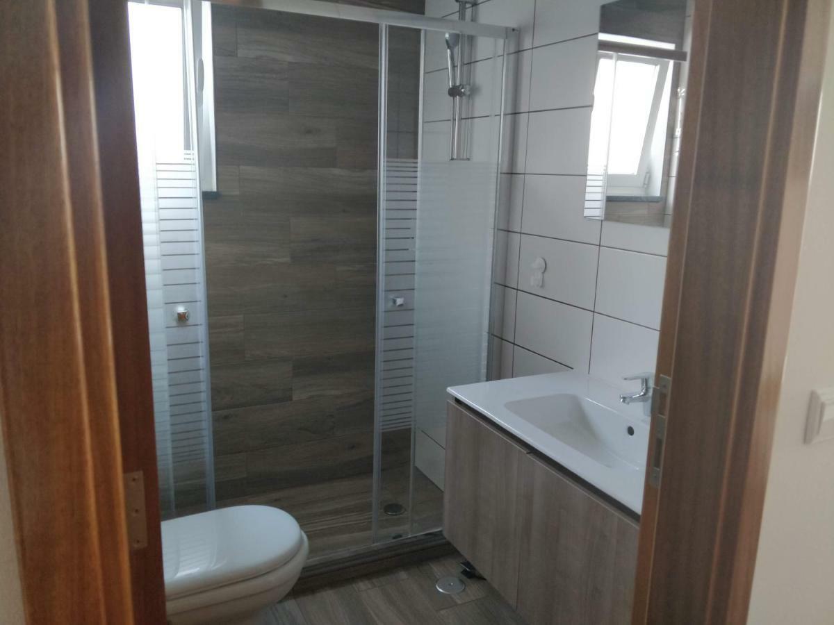 Casa D'Avo Guesthouse And Apartment Urzelina Dış mekan fotoğraf