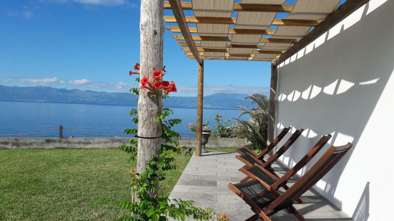 Casa D'Avo Guesthouse And Apartment Urzelina Dış mekan fotoğraf