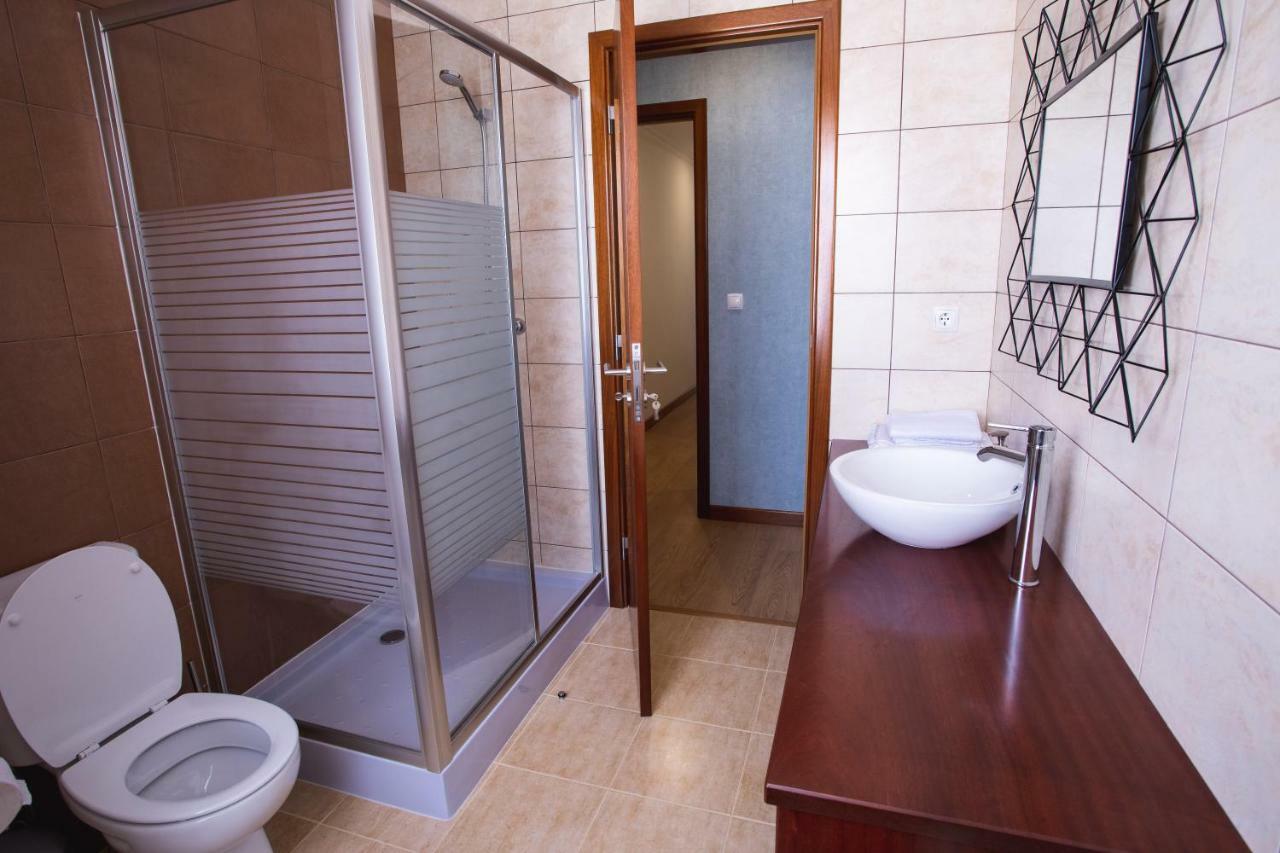 Casa D'Avo Guesthouse And Apartment Urzelina Dış mekan fotoğraf