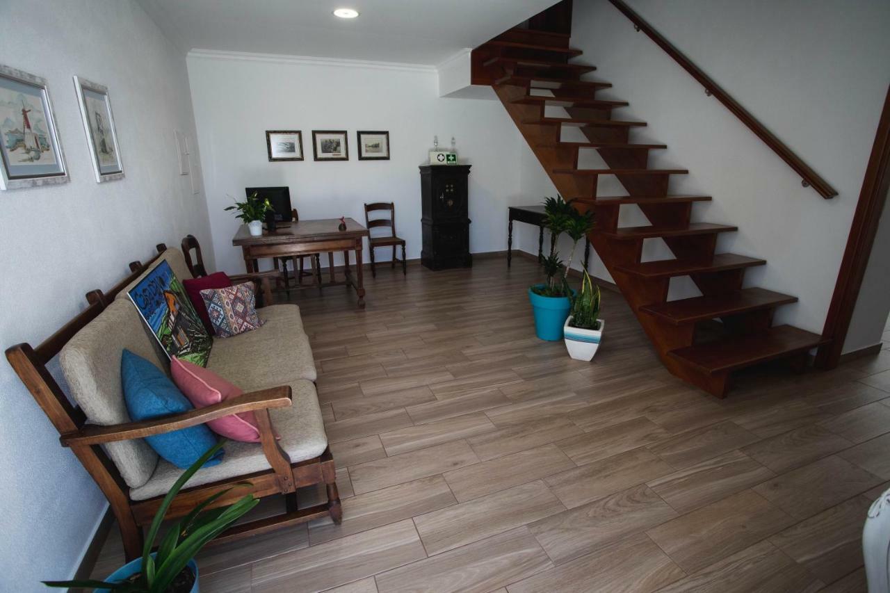 Casa D'Avo Guesthouse And Apartment Urzelina Dış mekan fotoğraf